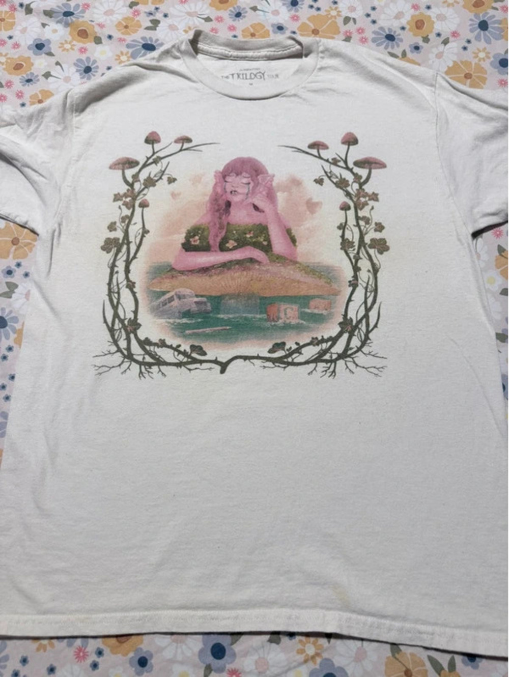 Melanie Martinez The Trilogy Tour T-Shirt Size Medium 1118